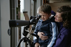 rspb_andyhay_childwithscope250x165